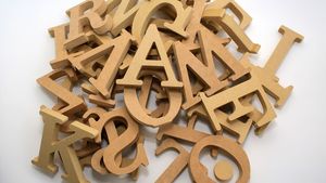 Máquina láser CO2 1325 1530 con potencia láser de 80W 100W 150W para grabado y corte acrílico MDF de madera - Product Image 6