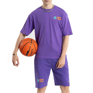 เสื้อยืดและกางเกงขาสั้นชุดเซ็ตผ้าฝ้าย 100% สกรีนโลโก้ตามสั่ง ขายดี สำหรับผู้ชาย สไตล์สตรีทแวร์ โอเวอร์ไซส์ ชุดสองชิ้น แขนสั้นลำลองสำหรับฤดูร้อน - Product Image 3