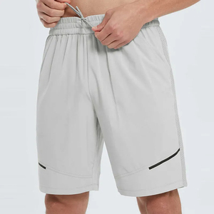 กางเกงขาสั้นออกกำลังกายผู้ชายคุณภาพสูงแบบลำลอง กันน้ำ ผ้าฝ้ายอ๊อกซ์ฟอร์ด 100% ปักโลโก้ด้านหน้า เหมาะสำหรับวิ่ง ฟิตเนส ยิม และเล่นกีฬาในช่วงฤดูร้อน - Product Image 2