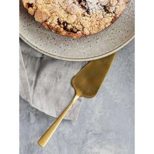 Cuchillo para tartas de acero inoxidable con hoja ancha, diseñado para facilitar el levantamiento y servir porciones de pastel. - Product Image 5