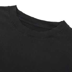 เสื้อยืดแขนสั้นทรงบ็อกซี่โอเวอร์ไซส์ สีพื้น สไตล์มินิมอล ลุคเท่ๆ แบบดิสเทรส สำหรับผู้ชายและผู้หญิง รุ่น Snow Wash - Product Image 3