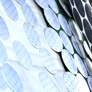 Flacon pulvérisateur personnalisé de 100 ml en PE/PS/PET/PP/verre avec bouchon anti-déversement à induction en aluminium à décollement facile - Product Image 6