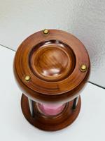 Reloj de arena de madera hecho a mano de 9'' con arena rosa |   Decoración de Mesa para Fiesta de Cumpleaños con Diseño de Cruz de Ángel Rústico