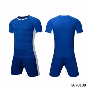 Uniforme de football pour hommes, garçons, qualité pakistanaise, respirant, couleur unique, vente en gros - Product Image 2