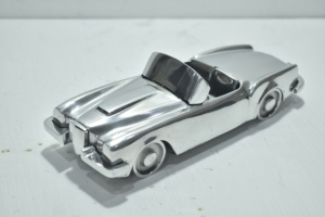 Oferta Especial en Modelo Decorativo Metálico de Auto Descapotable con Acabado Pulido y Construcción Duradera para Exhibición en Hogar, Oficina y Estantes - Product Image 3