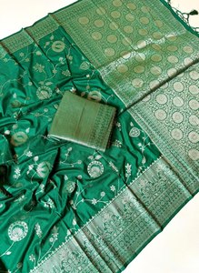 Sari en crêpe Khaddi de luxe avec motif Jaal complexe et pallu à franges – Vêtement ethnique traditionnel - Product Image 2