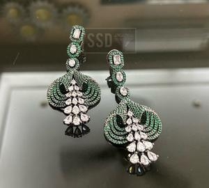 ต่างหูทรงหยดน้ำประดับเพชรซีกอนชุบเงินคุณภาพพรีเมียมสวยงามสำหรับผู้หญิง คอลเลคชั่นสำหรับงานเลี้ยงตอนเย็น - Product Image 2