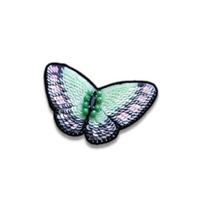 Broche personnalisée en forme de badge, brodée à la main, patch en fil métallique, accessoire personnalisé en tissu à coudre sur vestes et vêtements - Product Image 2