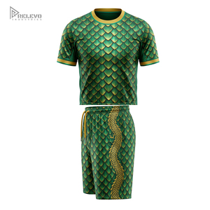 Ensemble d'uniformes de football personnalisés par sublimation, motif écailles de dragon, maillot et short de football pour hommes, vert et or, kit de match pour équipe asiatique, polyester/coton - Product Image 1