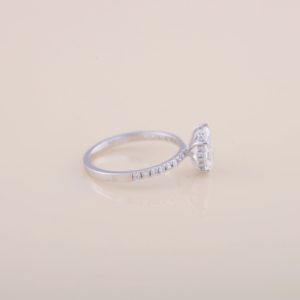 Bague de fiançailles en diamant de laboratoire taille poire 1,02 carat, en or blanc, rose et jaune 18 carats avec pavé, bague de mariée - Product Image 4