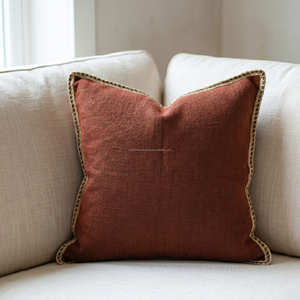 Housse de coussin en coton de luxe couleur terre cuite, bord festonné, pour canapé design, décoration moderne style ferme, 18 × 18 pouces - Product Image 1
