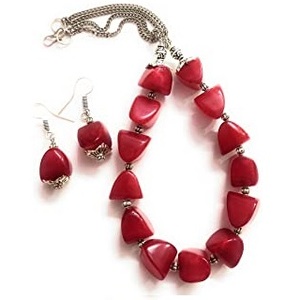 Collier artisanal de luxe sur mesure, de la meilleure qualité, magnifiquement poli, en résine, pour femmes. - Product Image 4