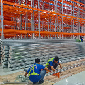 Configuration de rayonnage à double profondeur pour entrepôt, développée pour un volume de stockage plus élevé et une organisation structurée de l'inventaire - Product Image 3