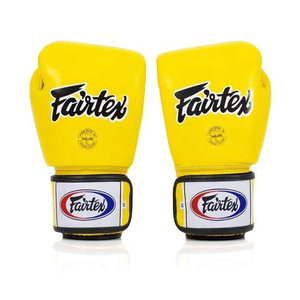 Guantes de Boxeo Universales Fairtex de Cuero, Ligeros, Color Rosa Claro, Cierre de Gancho y Bucle, Profesionales para Kickboxing y Muay Thai - Product Image 6