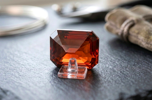Superbe grenat rouge en vrac, forme octogonale 8x6mm, pierre facettée à prix de gros - Product Image 3