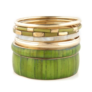 Bracelets en résine et bois faits à la main, accessoires de mode en cristal, bords lisses - Product Image 6