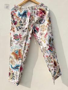Ensemble de pyjama en coton imprimé pour femmes avec pochette, 3 pièces, vêtements de nuit, ensemble de vêtements de détente floraux, vente en gros - Product Image 2