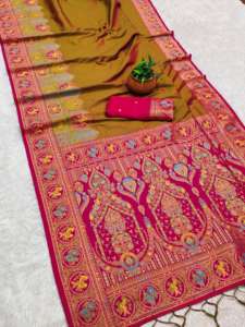 Lo Último en Moda Femenina: Saree de Seda Pashmina con un Textura Suave y Lujosa, con Borde Paisley en el Pallu y Piezas de Blusa Sin Arrugas para Fiesta - Product Image 3