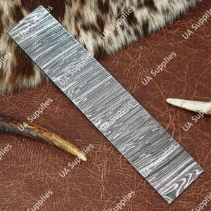 Billet brut de 10 pouces en acier Damas forgé à la main, motif torsadé, sur mesure ODM, pour la fabrication de couteaux de qualité industrielle DIY - Product Image 2