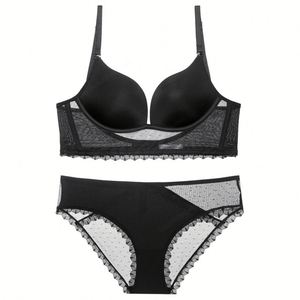 OEM Services <b>Women</b> Lace Breathable Comfortable Underwire Mid-Rise Everyday Full Cup Seamless Floral French Style <b>Boyshort</b> Bra - Product Image 3