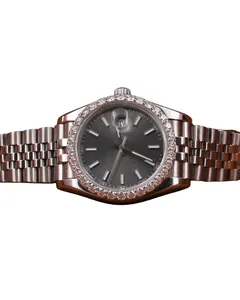 Reloj Cronógrafo de Lujo con Incrustaciones de Diamantes para Hombre, Movimiento VVS, Moissanita, Acero Inoxidable, Esfera Negra Simple Personalizada - Product Image 1