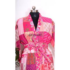 Kimono de Baño Rosa Cosido a Mano con Parches, Kimono Cardigan con Trabajo de Corte, Kimono Hecho a Mano con Múltiples Apliques Kantha, Kimono Acolchado para Cubrirse - Product Image 4