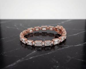 Pulsera de Plata de Ley con Diamantes Cultivados en Laboratorio, Diseño Clásico y Elegante, Regalo Atemporal para Mujer - Product Image 2
