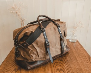 Sac de voyage en cuir et toile tendance pour l'exportation en gros, grand sac de week-end étanche avec fermeture éclair, sac de sport LCTB-0030 - Product Image 1
