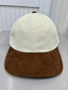 Casquette de baseball en velours côtelé style Dad Hat pour adultes, logo personnalisé, 6 panneaux, non structurée, bicolore, pour usage extérieur, fabriquée en usine au Vietnam - Product Image 1