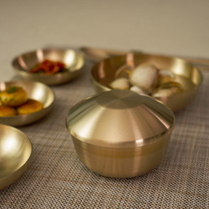 NOBBAN - Juego de Vajilla Coreana Tradicional de Latón Forjado a Mano, Tazón para Arroz con Tapa, Duradero y Sostenible, Herencia Real - Product Image 4