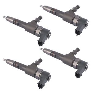 Kubota V2403 L3301 L3901 L4060 L4701 Engine Fuel Injectors 4x 1J801 53052 Injection Pumps - Product Image 3