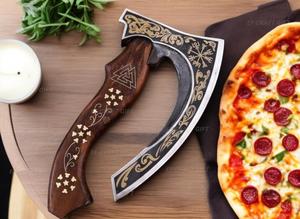 Unique Style Damascus Steel Pizza Cutter with <b>Etched</b> and Customized Handle - Product Image 2