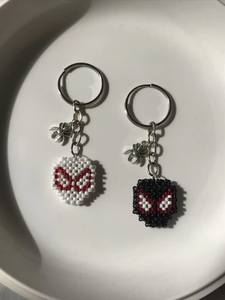 Hermoso Bordado de Cuentas con Diseños Florales para Ropa y Accesorios de Lujo, Exquisito Bordado a Mano con S - Product Image 1