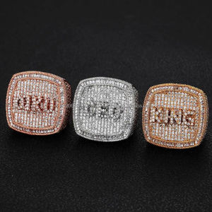 Bague Hip Hop Moissanite entièrement glacée avec baguette et diamants ronds - Product Image 1