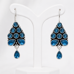 Mejor Precio Pendientes Colgantes de Topacio Azul para Mujer, con Engaste de Bisel Plateado Antiguo, Diseño Floral Bohemio para Boda, Bajo MOQ - Product Image 1