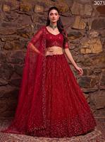 Rivaayat House présente un Lehenga Choli de créateur richement orné