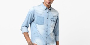 Chemise en jean noire pour homme, manches longues, en coton, boutonnée, avec poche poitrine, toucher doux, style décontracté, idéale pour la vente en gros - Product Image 2