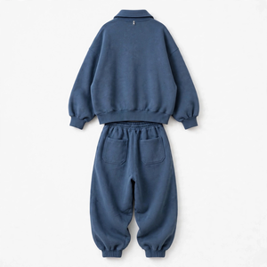 Chándal Informal Unisex de Otoño con Logotipo Personalizado Impreso, 100% Poliéster, Transpirable, Cómodo, Oversize, Antibacteriano, Cuello en V Sólido - Product Image 2