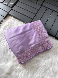 Magnífica colección de conjuntos de sari y blusa con bordado, cordón y lentejuelas, a precio de mayorista. - Product Image 4