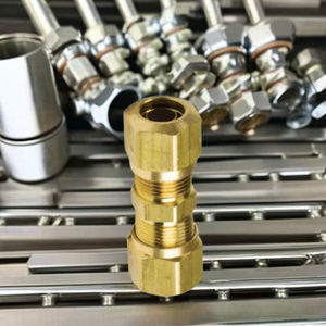 Connecteur de frein à air en laiton conforme SAE J246Tube électrique à couplage rapide - Product Image 3