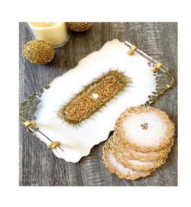 Plateau de service moderne en résine sur mesure avec de magnifiques poignées dorées, compatible lave-vaisselle, pour le petit-déjeuner, le café, le thé et les collations - Product Image 4