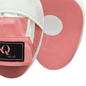 Pads d'entraînement en cuir de haute qualité, multi-couches, légers et respirants, conçus pour une protection optimale lors des séances d'entraînement quotidiennes en salle de sport ou en club. - Product Image 2