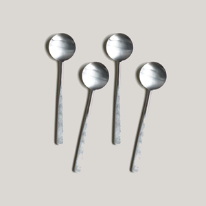 Ensemble de Couverts de Luxe Contemporains en Acier Inoxydable, Écologiques, Durables et Lavables au Lave-Vaisselle pour Buffets et Restaurants - Product Image 1