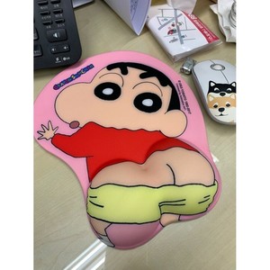 Tapis de souris en gel antidérapant 3D Crayon Shinchan avec repose-poignet - Accessoire de jeu - Product Image 4