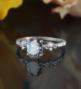 Alexandrite Oval Cut <b>Ring</b> <b>925</b> Sterling <b>Silver</b> Vintage Engagement & Wedding Jewelry Color Change Gemstone for Women Party Gift - Product Image 1