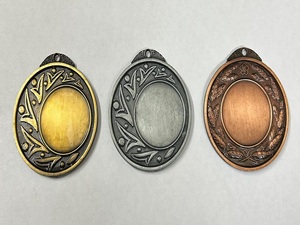Medallas de Metal en Blanco con Forma de Estrella Radiante, Chapadas en Oro, Plata y Bronce, para Ceremonias de Premiación, Grabado de Logotipo Personalizado, Eventos Deportivos - Product Image 6