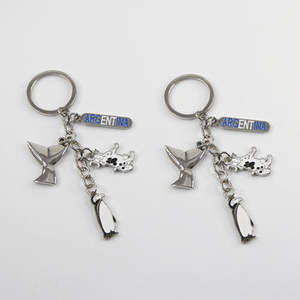 Usine chinoise de qualité supérieure, pas de MOQ, porte-clés en métal personnalisé en forme de poupée, imperméable, léger, 2D/3D, conception gratuite, doux et dur - Product Image 4