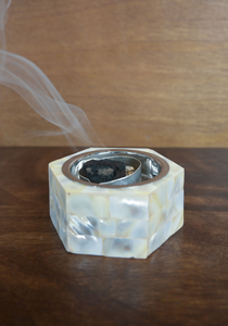 Elegante Quemador de Bakhoor Árabe Artesanal de MOP para Aromaterapia Espiritual, Experiencias Aromáticas de Sándalo por Decor World Expo - Product Image 6