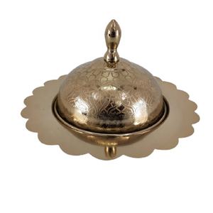 Décoration d'intérieur écologique Plateau de nourriture fait à la main en aluminium Fer Tajeen Couvercle en laiton en forme de Ghondi F354 Aluminium Fer EPL Finition - Product Image 1