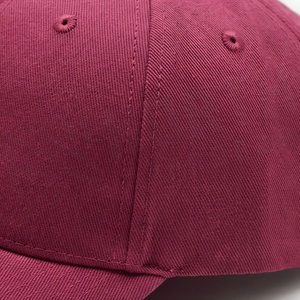 Gorra de Béisbol Rosa de 6 Paneles con Logotipo Geométrico Bordado en el Panel Frontal, Unisex, Ajustada, Informal - Product Image 5